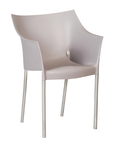 Poltroncina dott. no - In materiale plastico, colori  verde, giallo, grigio, arancio, azzurro. Dimensione 500x500 x h 800 mm